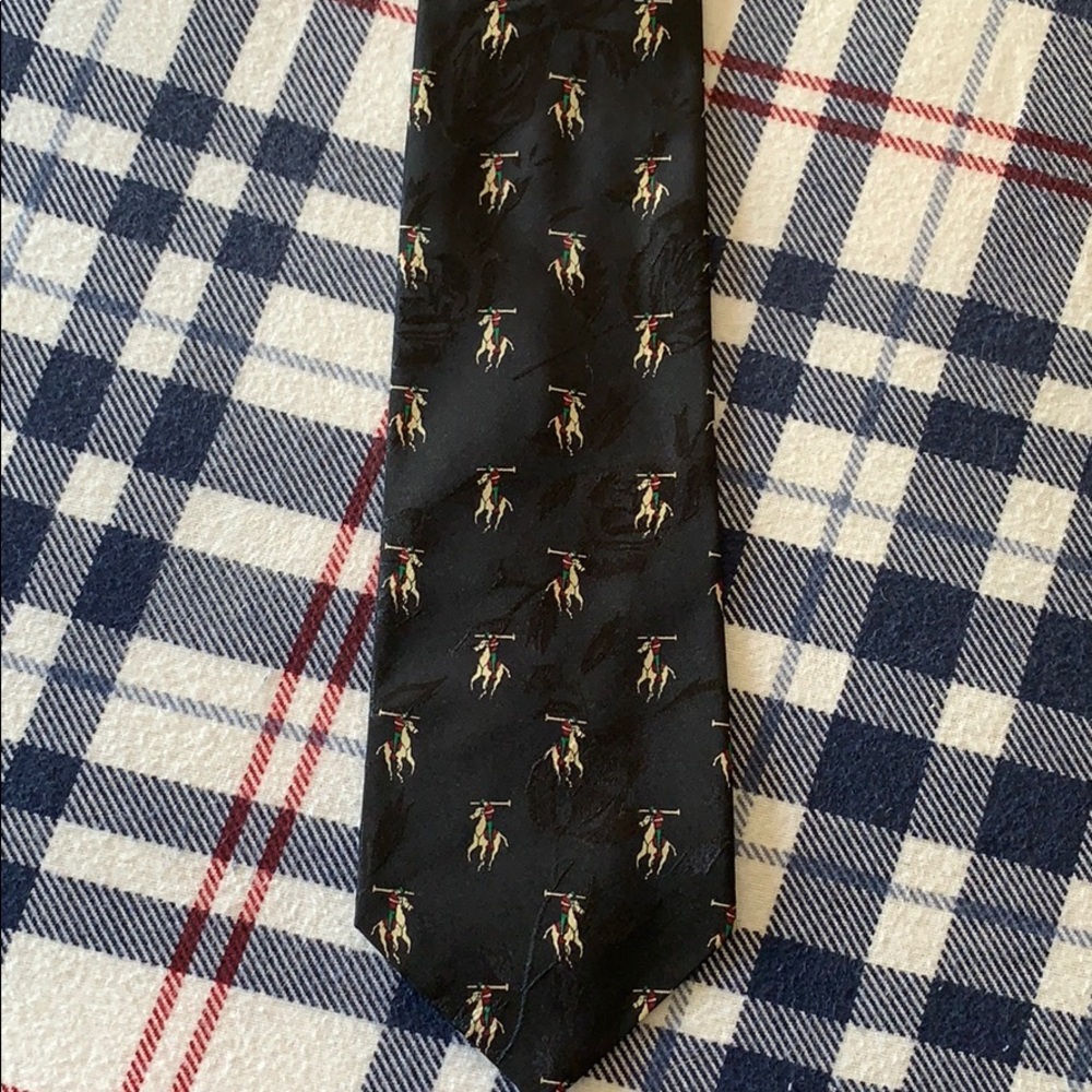 Polo tie